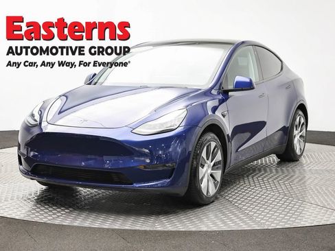 Used 2020 Tesla Model Y Long Range AWD/4WD image 1