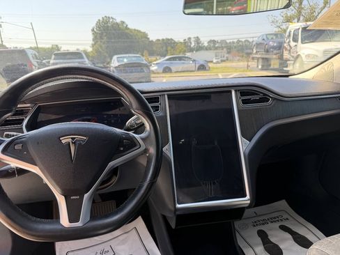 Used 2014 Tesla Model S 60 RWD image 11