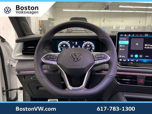 New 2026 Volkswagen Tiguan SE R-Line image 15