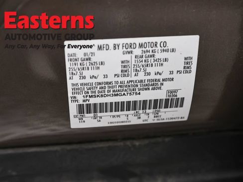 Used 2021 Ford Explorer XLT w/ Equipment Group 202A AWD/4WD image 35