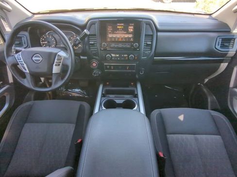 Used 2024 Nissan Titan SV w/ SV Convenience Package AWD/4WD image 17
