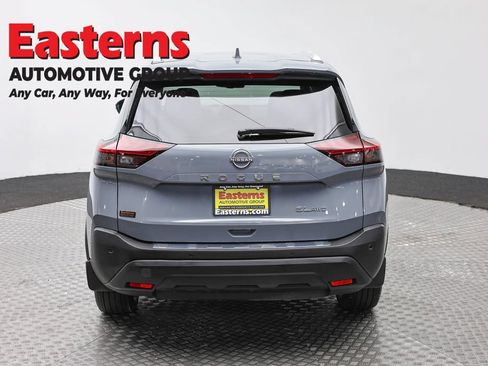 Used 2023 Nissan Rogue SL AWD/4WD image 6