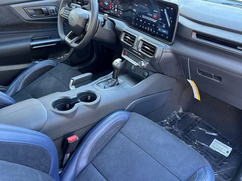 New 2025 Ford Mustang Dark Horse image 12