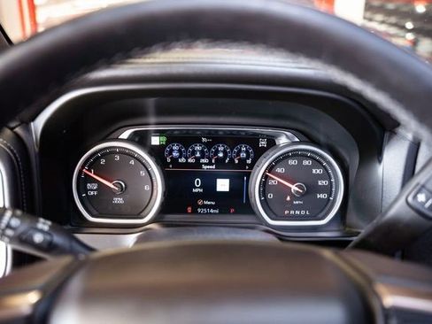 Used 2019 Chevrolet Silverado 1500 High Country image 20