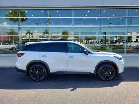 Used 2026 INFINITI QX60 Sport w/ Dark Cargo Package image 3