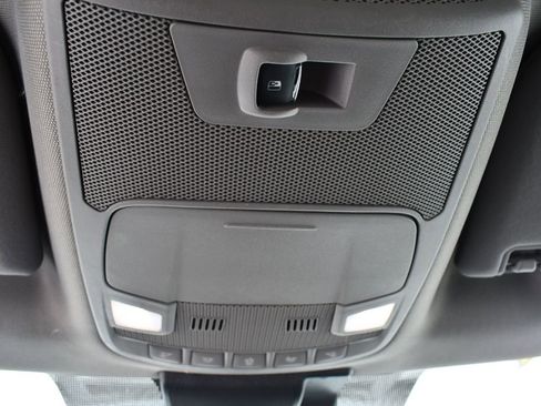 Used 2019 Ford F150 XLT w/ Equipment Group 302A Luxury AWD/4WD image 35