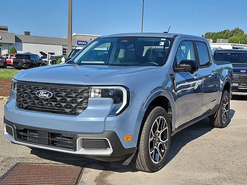 Used 2025 Ford Maverick Lariat w/ 4K Tow Package AWD/4WD image 1