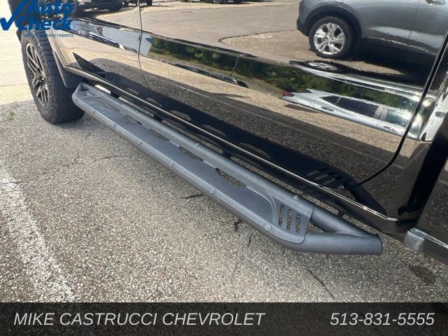 Used 2020 Chevrolet Silverado 1500 LT Trail Boss w/ Midnight Edition AWD/4WD image 6