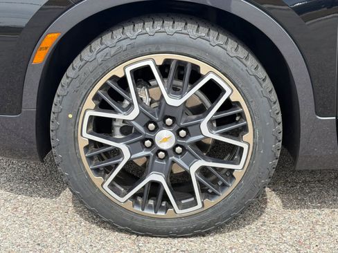 Used 2023 Chevrolet Blazer Premier w/ Driver Confidence II Package AWD/4WD image 27