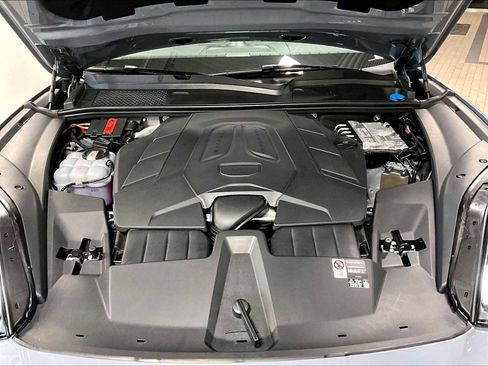 New 2026 Porsche Cayenne image 35