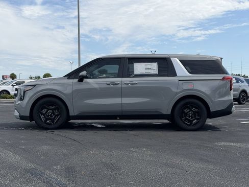 New 2027 Kia Carnival LX FWD image 7