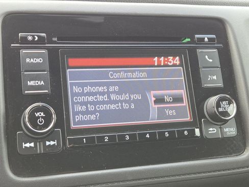 Used 2020 Honda HR-V LX image 4