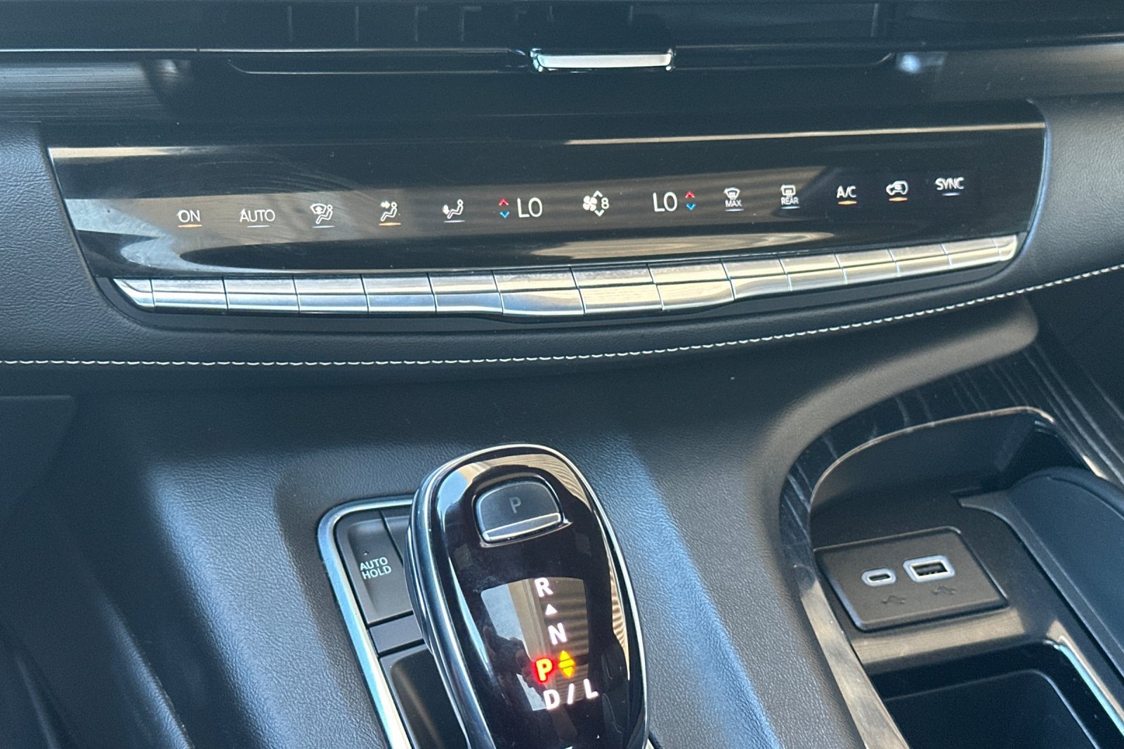 Used 2023 Cadillac Escalade Sport AWD/4WD image 28