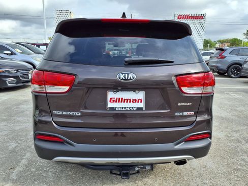Used 2017 Kia Sorento EX w/ EX Advanced Touring Package image 24