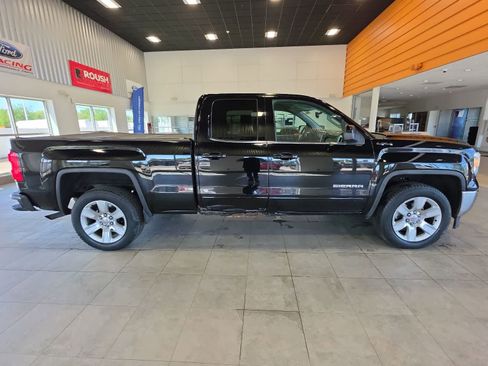 Used 2015 GMC Sierra 1500 SLE w/ Carbon-20 Edition AWD/4WD image 6