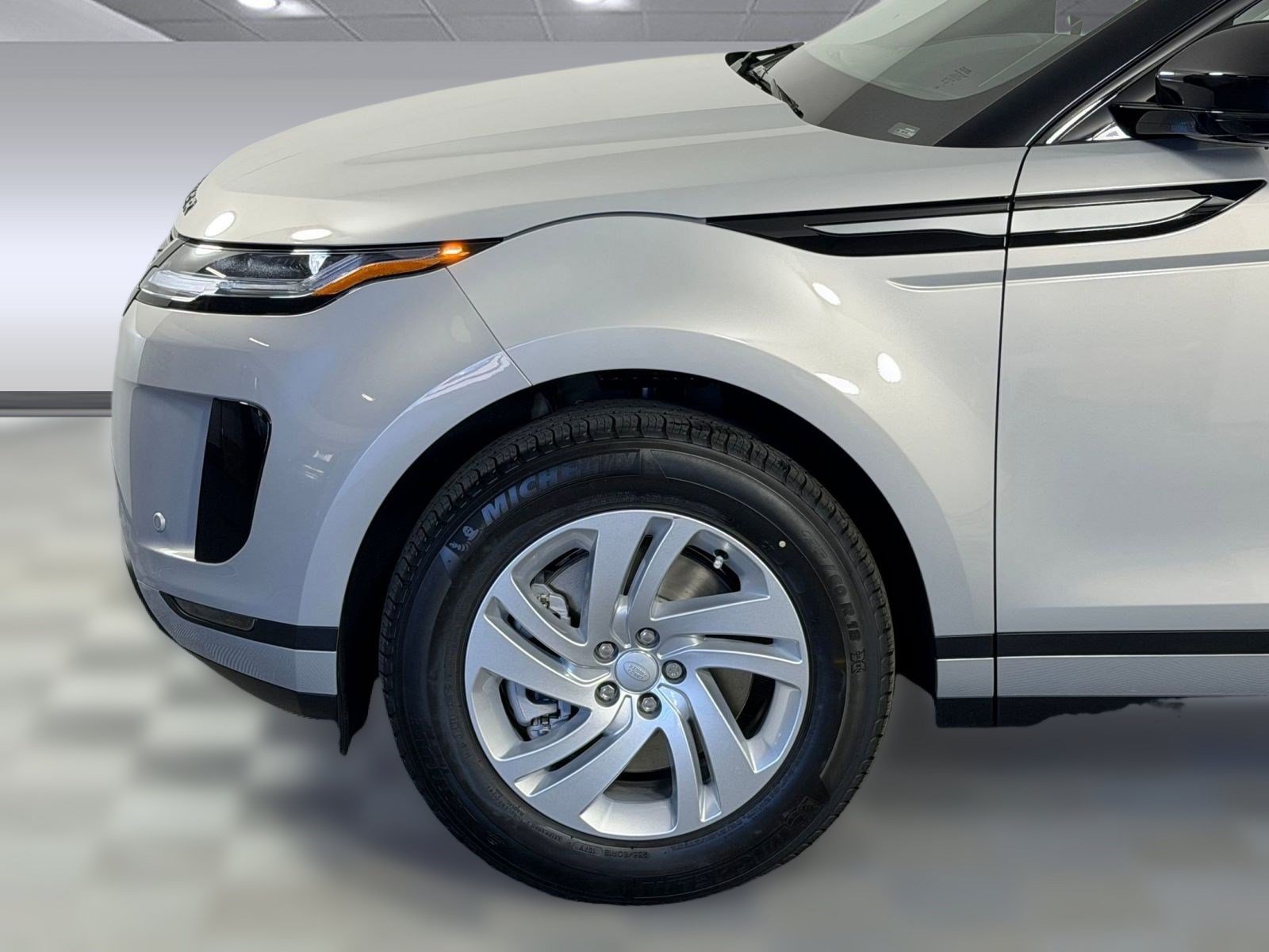 Used 2026 Land Rover Range Rover Evoque S AWD/4WD image 11