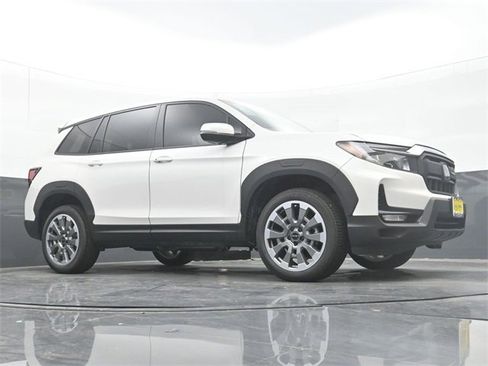 New 2025 Honda Passport EX-L image 27