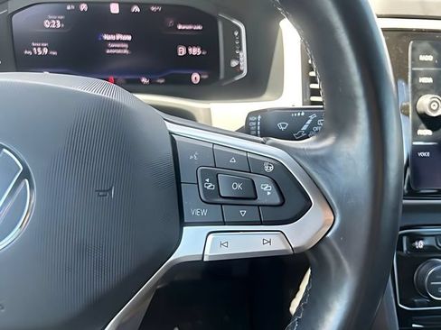 Used 2020 Volkswagen Atlas Cross Sport SEL Premium AWD/4WD image 32