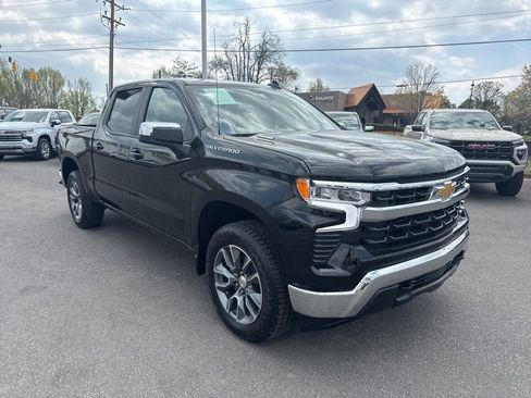 Used 2026 Chevrolet Silverado 1500 LT AWD/4WD image 7