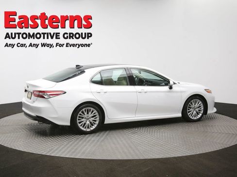 Used 2019 Toyota Camry XLE image 45