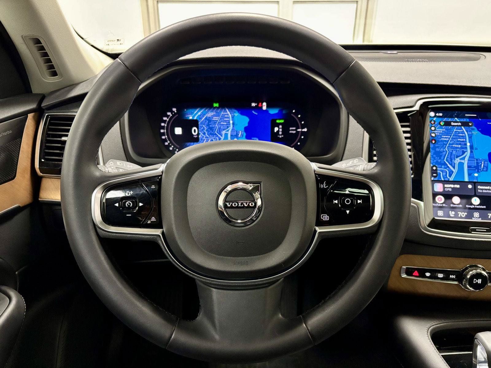 Used 2024 Volvo XC90 T8 Plus w/ Protection Package Premier AWD/4WD image 26