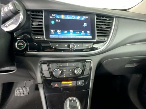 Used 2019 Buick Encore Preferred AWD/4WD image 29