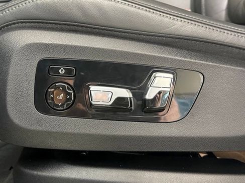 Used 2026 BMW X6 xDrive40i AWD/4WD image 30
