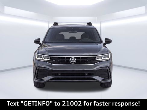 Used 2024 Volkswagen Tiguan SE R-Line FWD image 5
