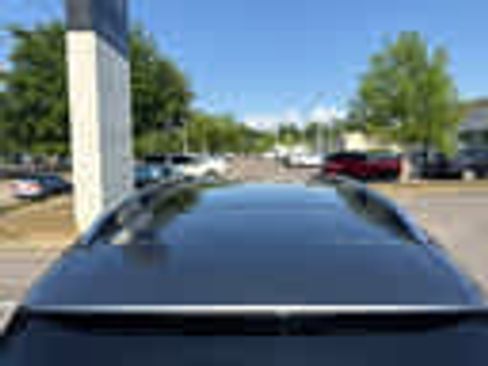 Certified 2025 Mercedes-Benz GLE 450e 4MATIC image 10