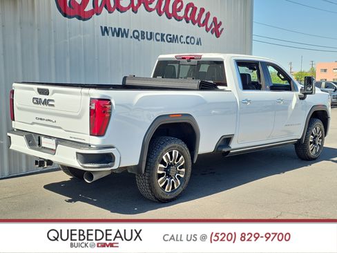 Used 2024 GMC Sierra 3500 Denali Ultimate AWD/4WD image 7