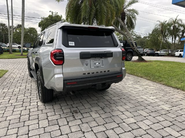 Used 2025 Toyota 4Runner TRD Off-Road Premium AWD/4WD image 35