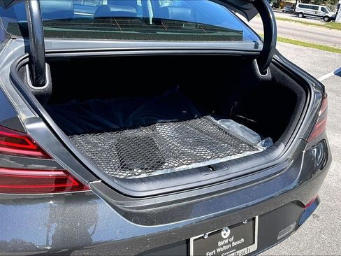 Used 2025 Genesis G70 2.5T image 37