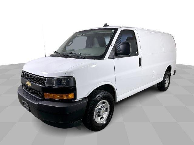 Used 2023 Chevrolet Express 2500 w/ Driver Convenience Package RWD image 4
