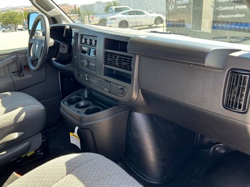 New 2025 Chevrolet Express 3500 Extended w/ Driver Convenience Package image 23