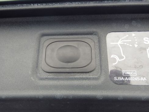 Used 2025 Ford Mustang Mach-E Premium image 10