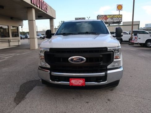 Used 2020 Ford F250 XL w/ Power Equipment Group RWD image 2