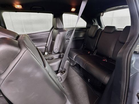 Used 2025 Honda Odyssey Sport-L image 29