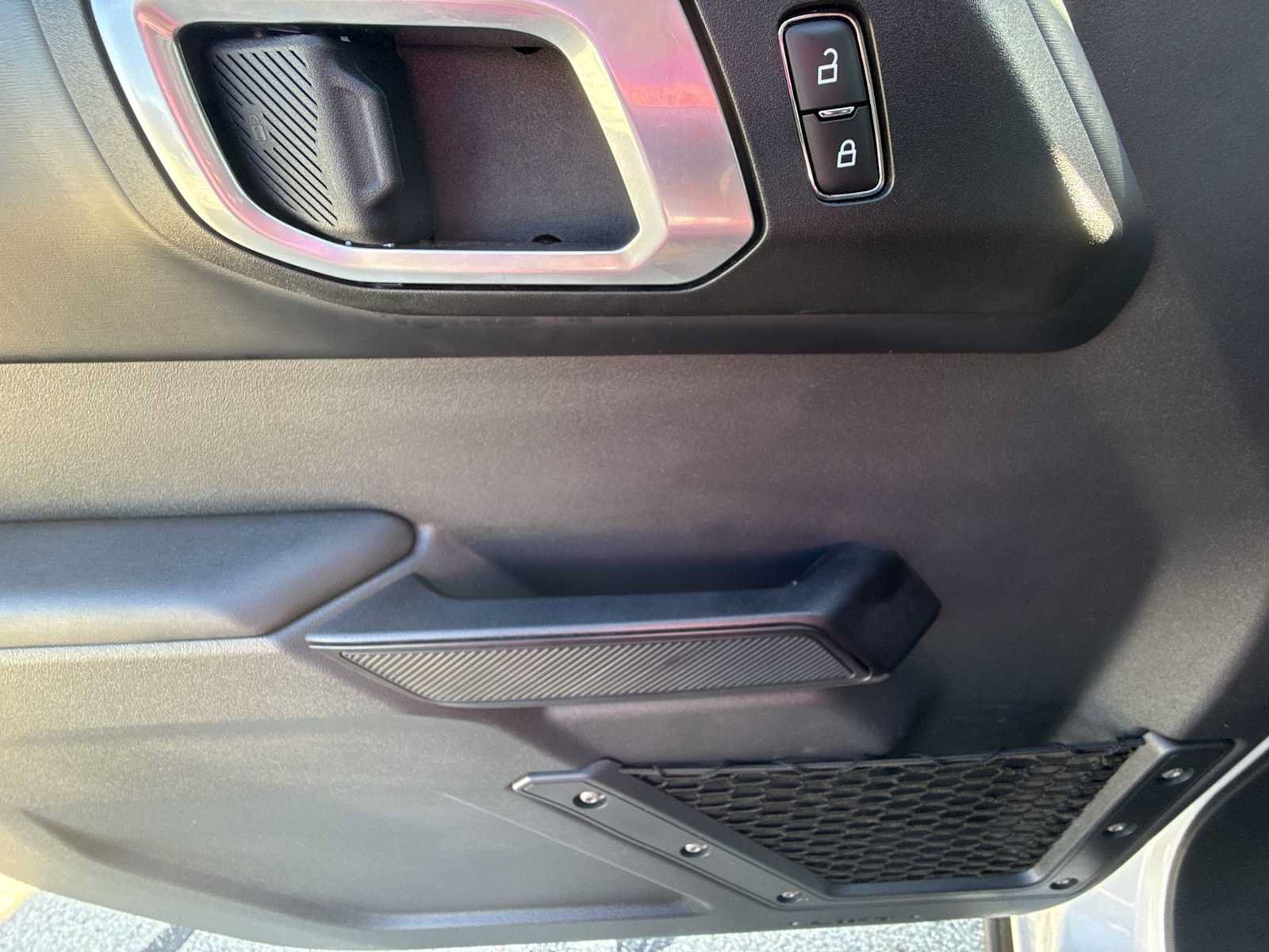 Used 2025 Ford Bronco Badlands AWD/4WD image 24