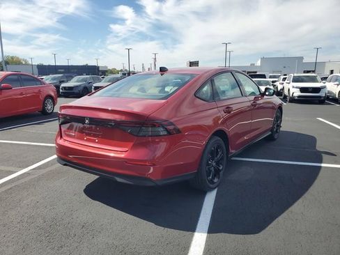 New 2025 Honda Accord SE image 13