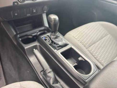 Used 2022 Toyota Tacoma SR w/ SR Convenience Package RWD image 25