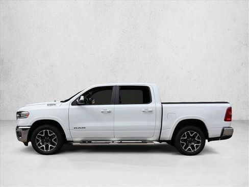 Used 2025 RAM 1500 Laramie AWD/4WD image 8