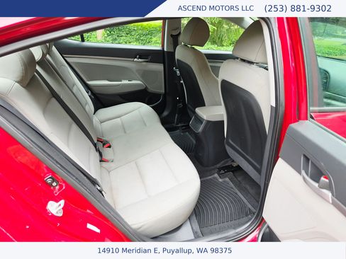 Used 2017 Hyundai Elantra SE FWD image 12