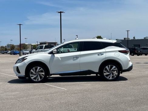 Used 2020 Nissan Murano SL w/ Cargo Package FWD image 2