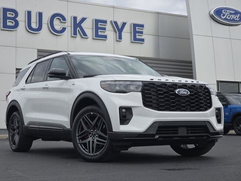 Used 2025 Ford Explorer ST-Line w/ ST-Line Street Pack AWD/4WD image 1