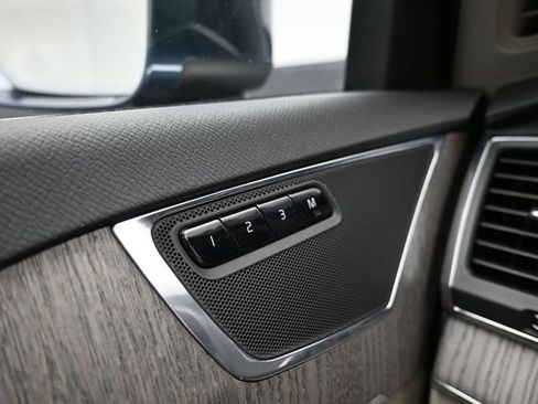 Used 2023 Volvo XC90 B6 Core w/ Climate Package image 27