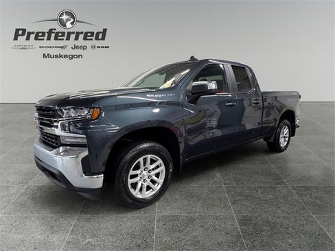 Used 2019 Chevrolet Silverado 1500 LT w/ All-Star Edition image 10