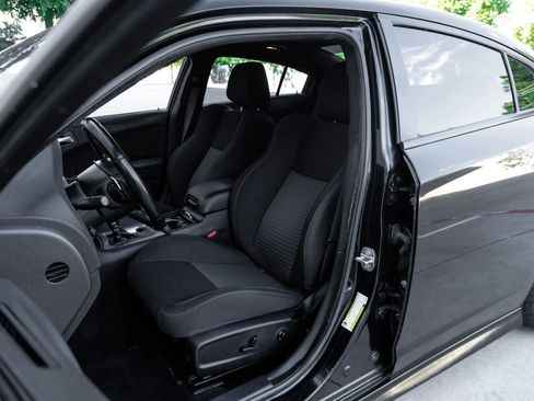 Used 2021 Dodge Charger R/T w/ Blacktop Package RWD image 38