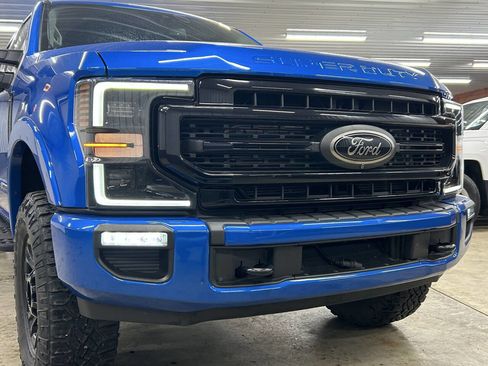 Used 2021 Ford F250 Lariat image 6