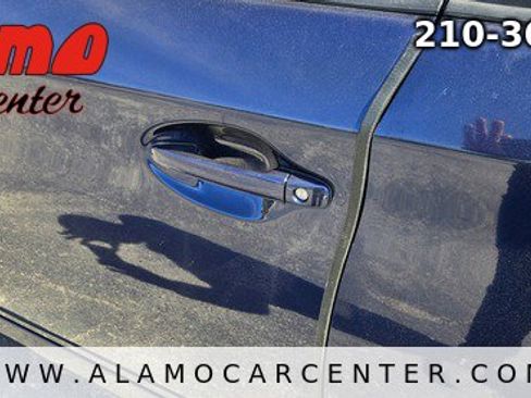 Used 2013 Toyota Prius Two image 10