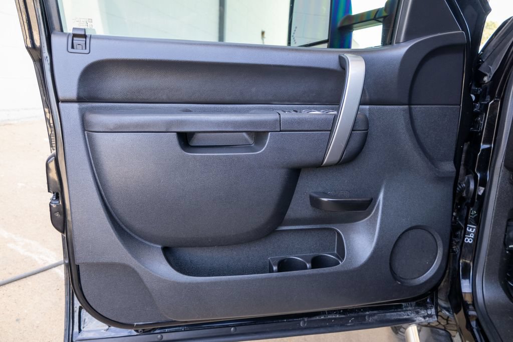 Used 2014 Chevrolet Silverado 2500 LT w/ Z71 Appearance Package AWD/4WD image 15